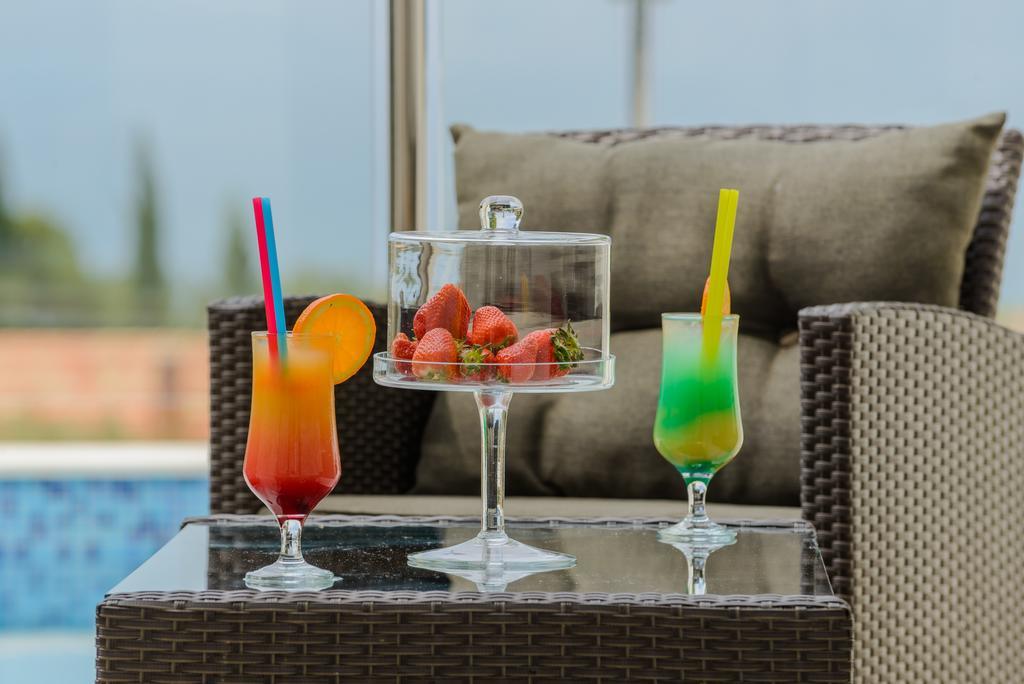 Tandem Apartments With Swimming Pool Cavtat Εξωτερικό φωτογραφία